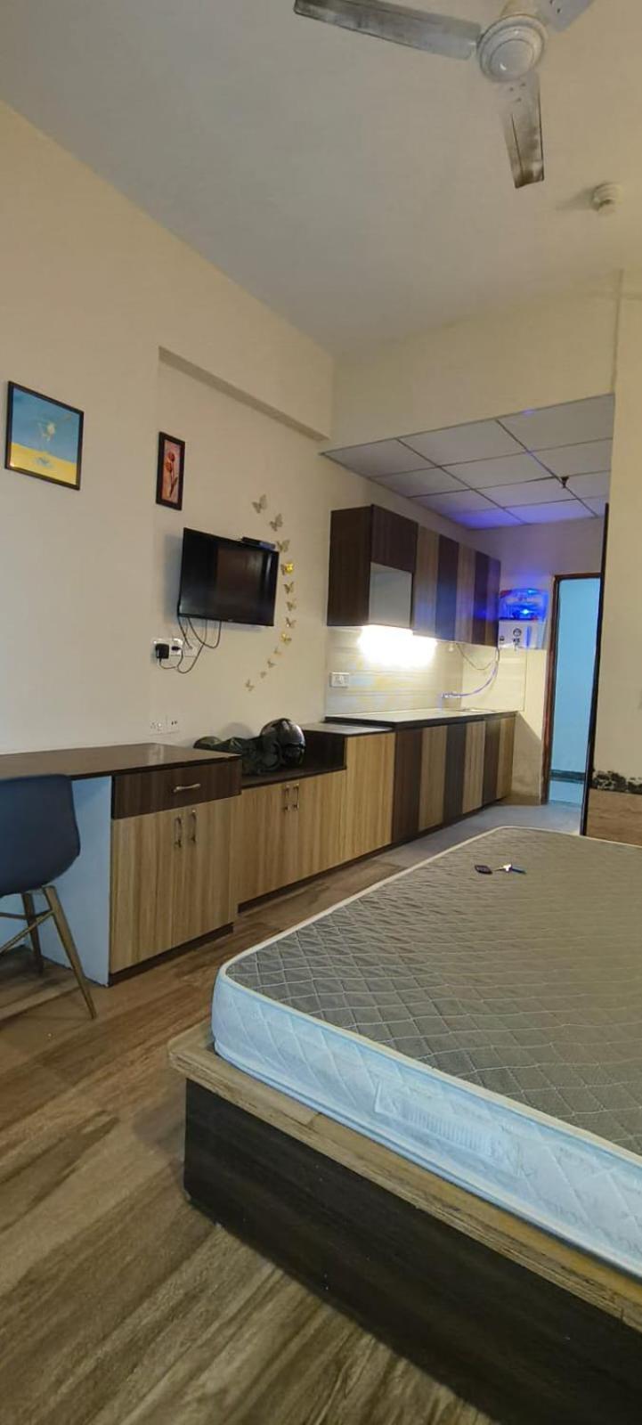 Chaudhary Homes Greater Noida Buitenkant foto